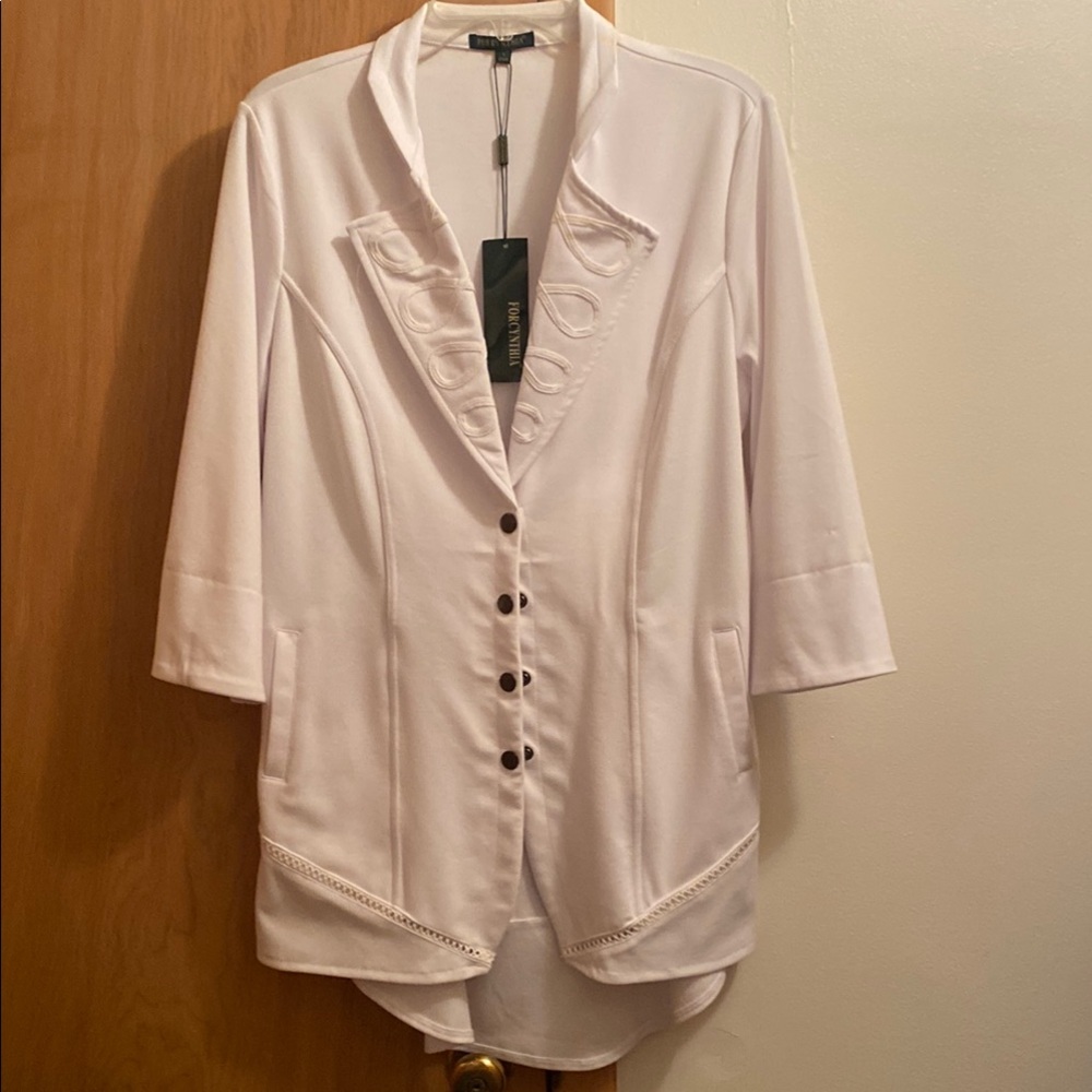 For Cynthia Classic White Blazer